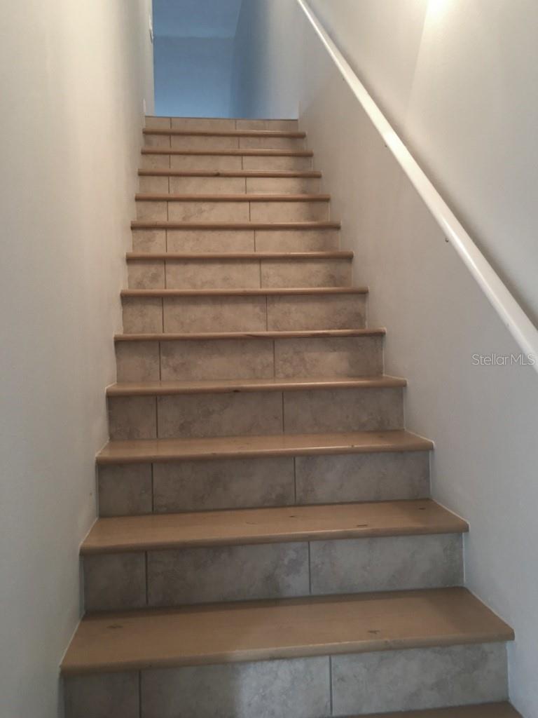 HIDDEN LAKE II PH 1 OR2486/5696 - Residential Lease