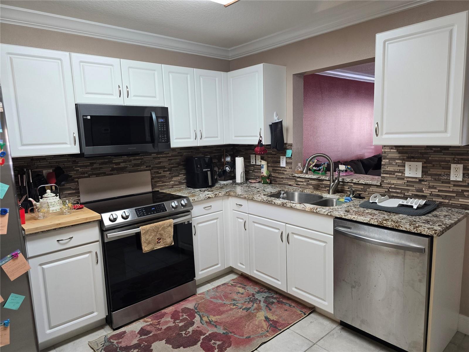 ISABELLA PARK - Residential Lease