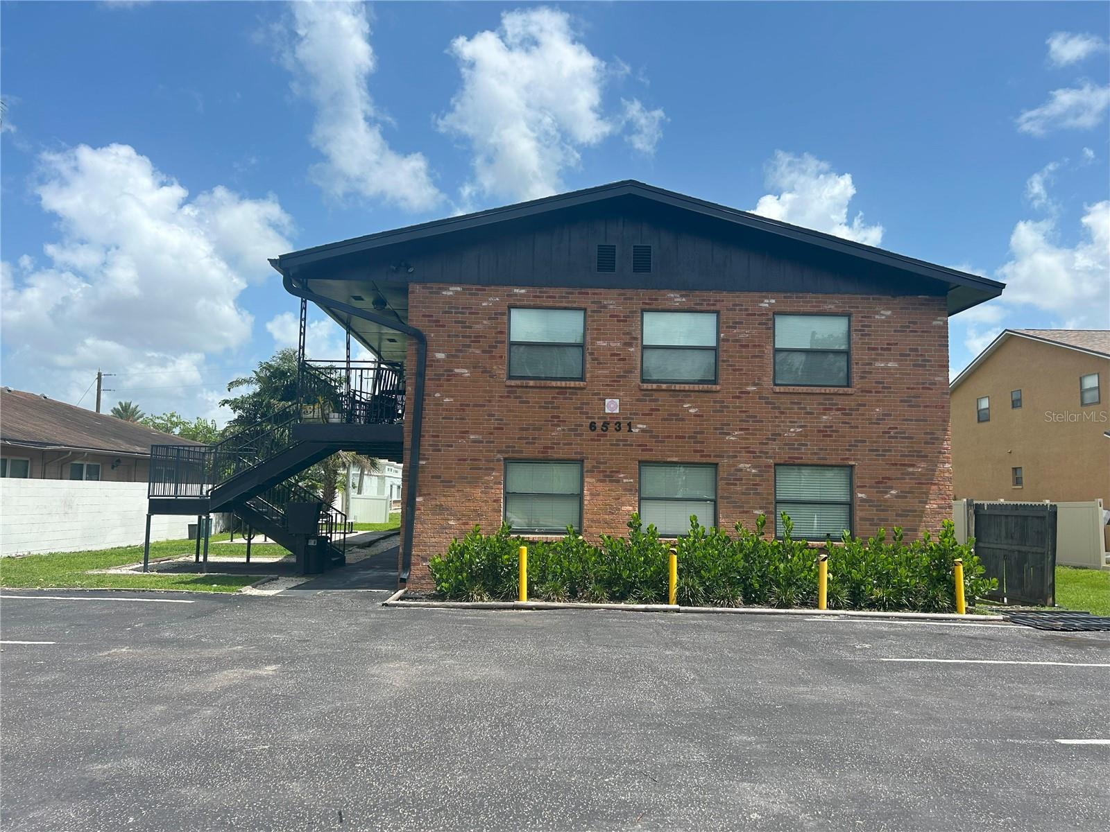 Come see this 2 bedroom 1 bathroom 2nd floor unit at Abbey Glenn of Pinellas Park. A small quiet complex consisting of 6 units. Apartment features tile floors, Central Heat and Air, and an eat-in kitchen. Water, Trash, and Sewer are included in the rent. Plenty of parking and an outside picnic table area. A laundry room on site. Close to restaurants, shopping, and the fabulous Gulf Beaches. Don't delay, make your appointment today!!!