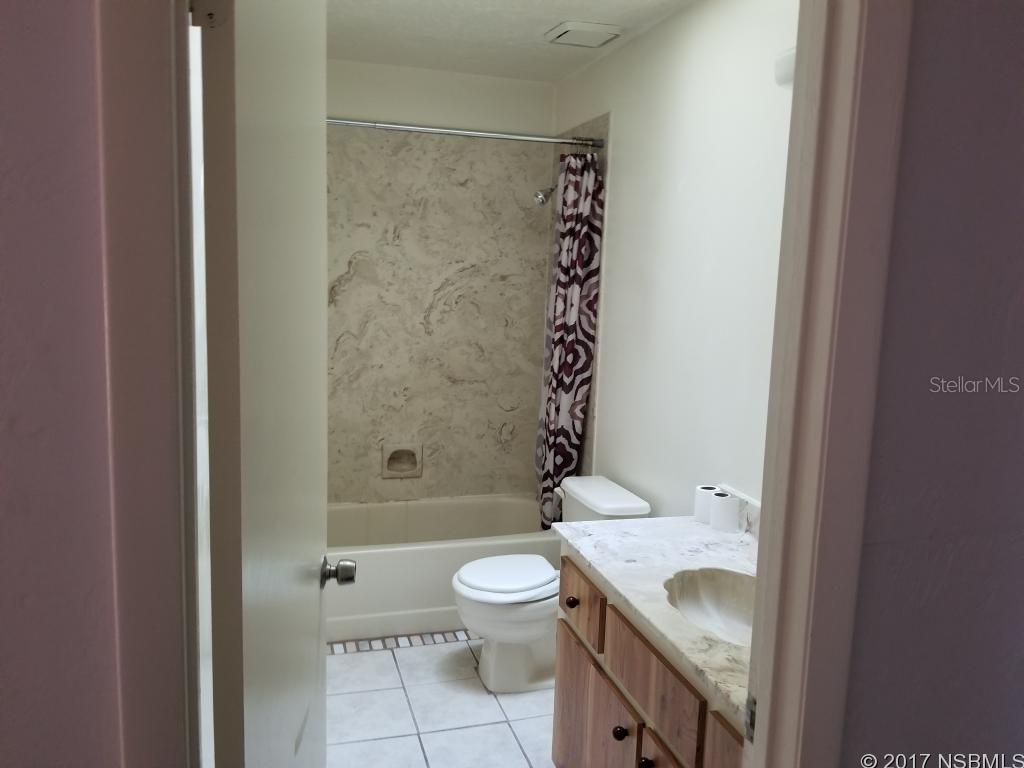 Gas Lite Square - Residential Lease