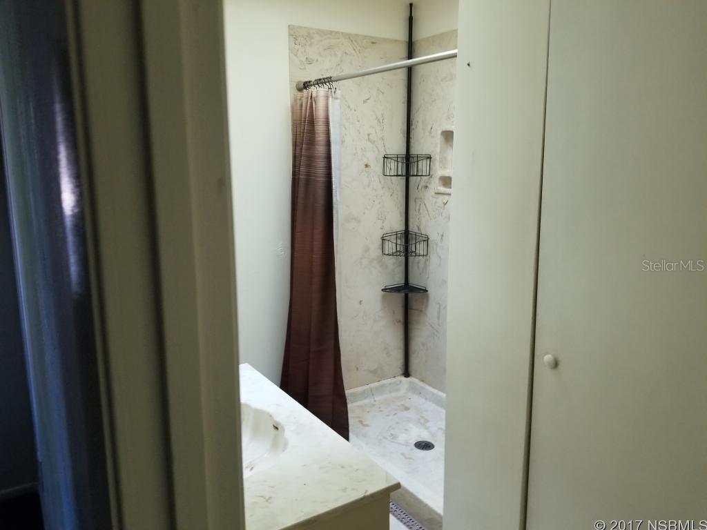 Gas Lite Square - Residential Lease