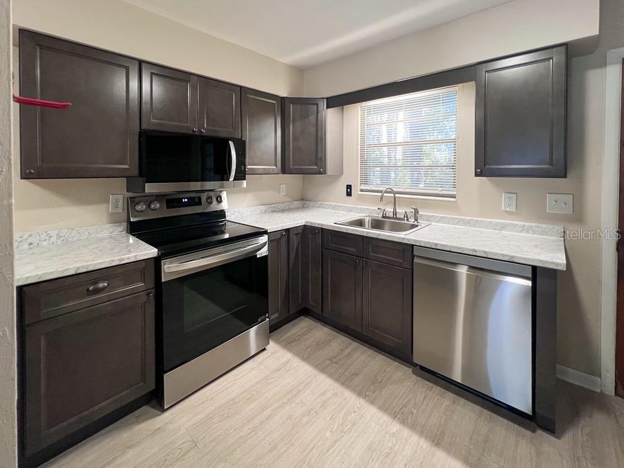This spacious 2-bedroom, 1.5-bath townhouse is located in Pineridge and boasts just over 1,000 square feet. This townhome features a fully equipped kitchen with BRAND NEW cabinets, countertops, appliances and breakfast bar! The unit also features a living room/dining room combo, separate utility room with washer/dryer hookups, and a half bath downstairs with new vanity. Upstairs features two bedrooms and a full bath with new vanity, and new vinyl plank flooring throughout. Rent includes yard care & trash collection. Sorry- no pets!
$60.00 Application Fee per person over the age of 18
$60.00 Guarantor Fee (if Applicable)
$250.00 Leasing Fee (Due at Time of Lease Signing)
$1,175 Security Deposit (Due at Time of Lease Signing)