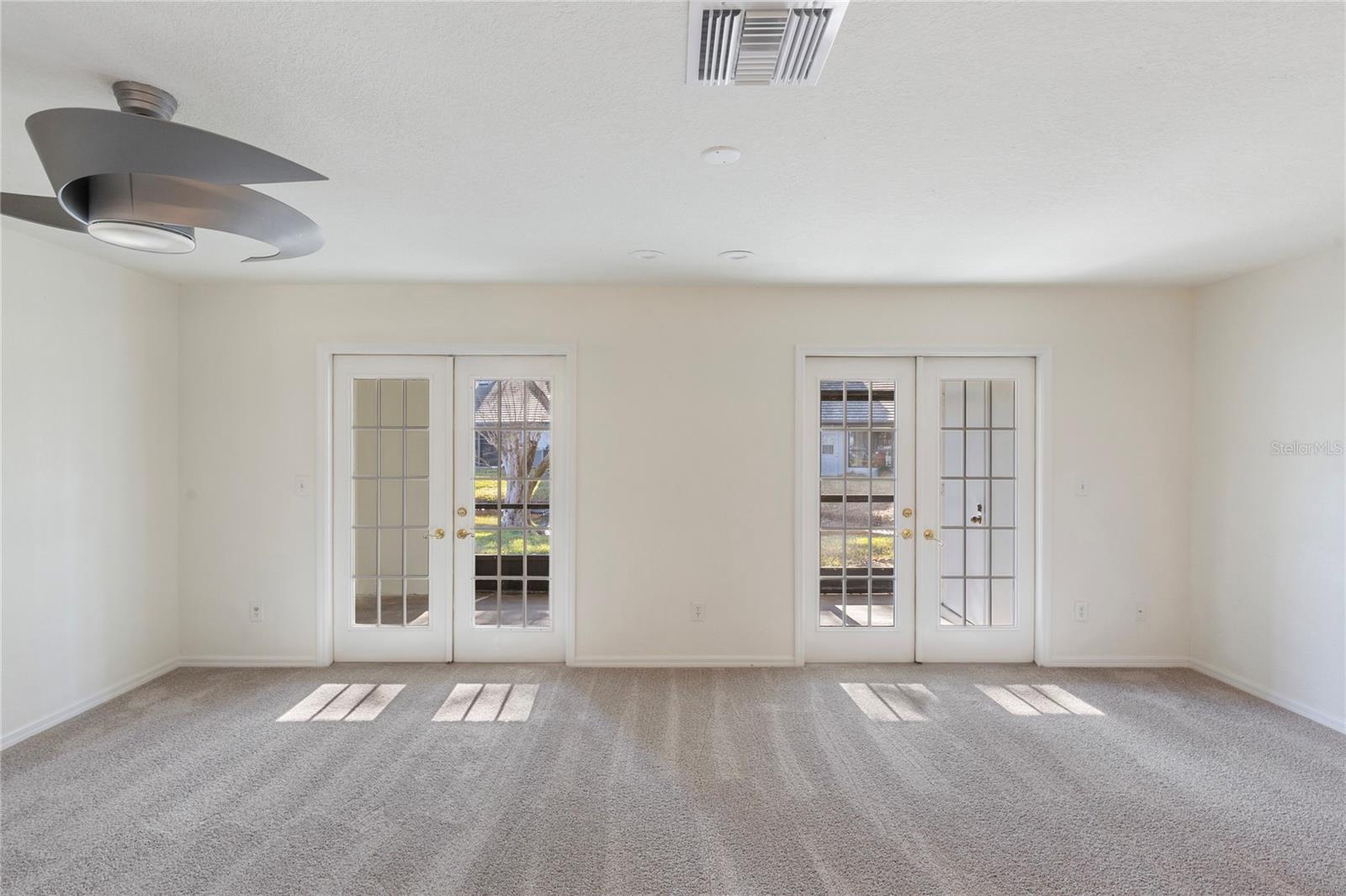 BRENTWOOD PARK - Residential