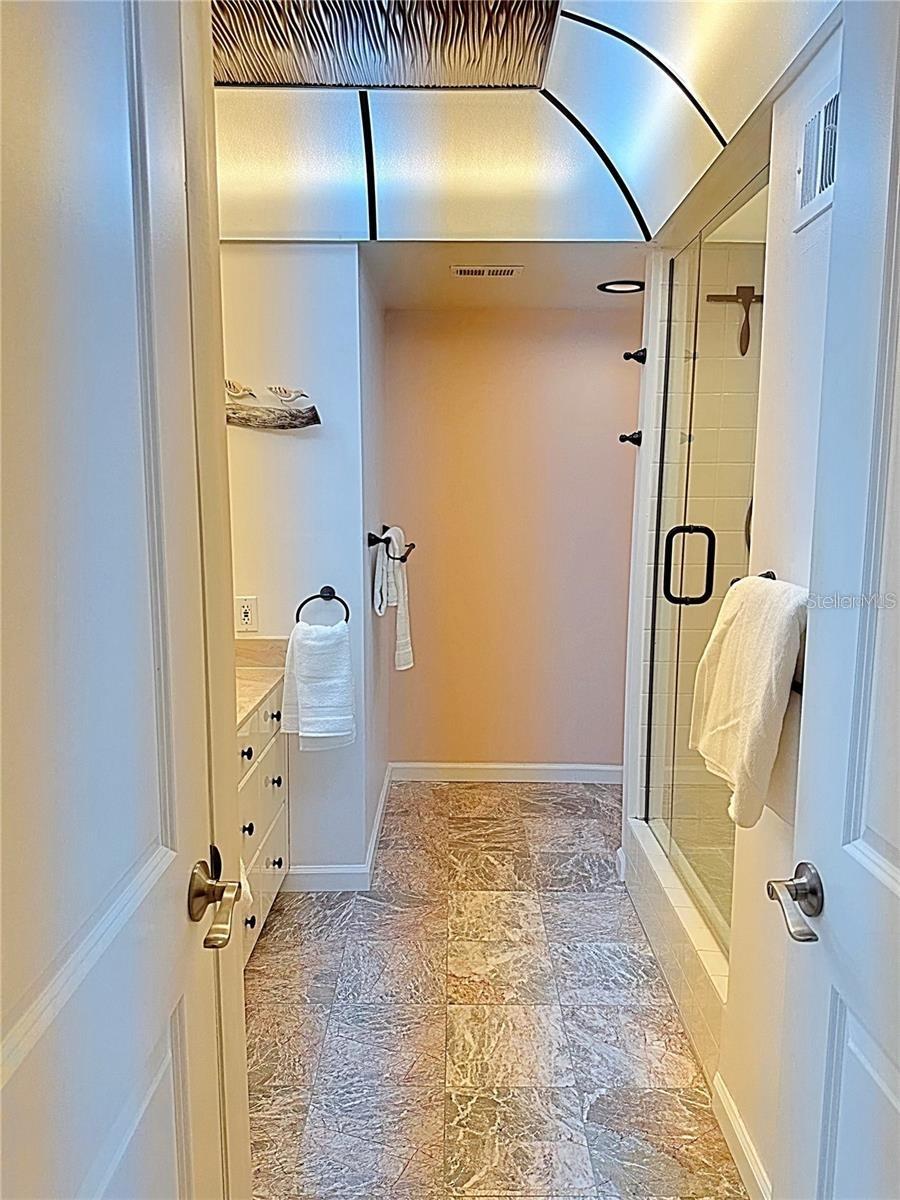 SAND KEY CONDO-SOUTH BEACH 1460 - Residential Lease