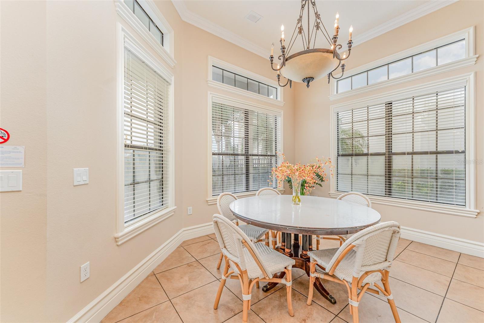 REUNION WEST VLGS NORTH - Residential