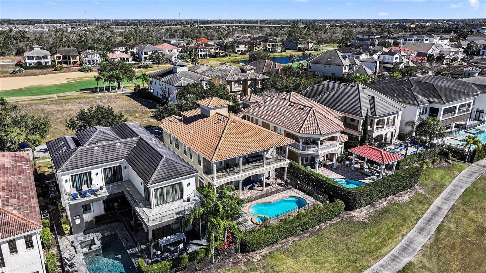 REUNION WEST VLGS NORTH - Residential