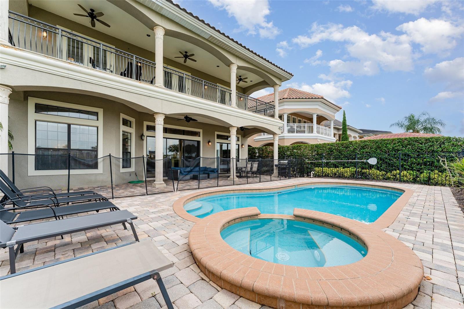 REUNION WEST VLGS NORTH - Residential