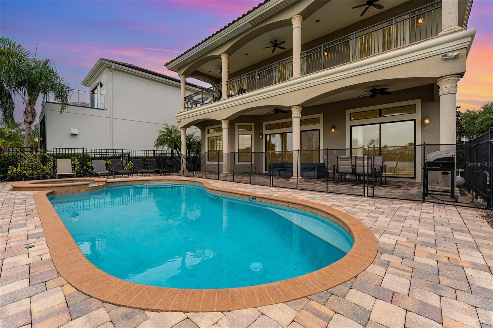 REUNION WEST VLGS NORTH - Residential