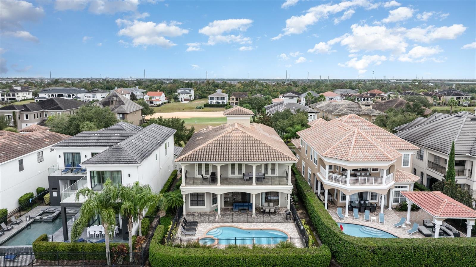 REUNION WEST VLGS NORTH - Residential