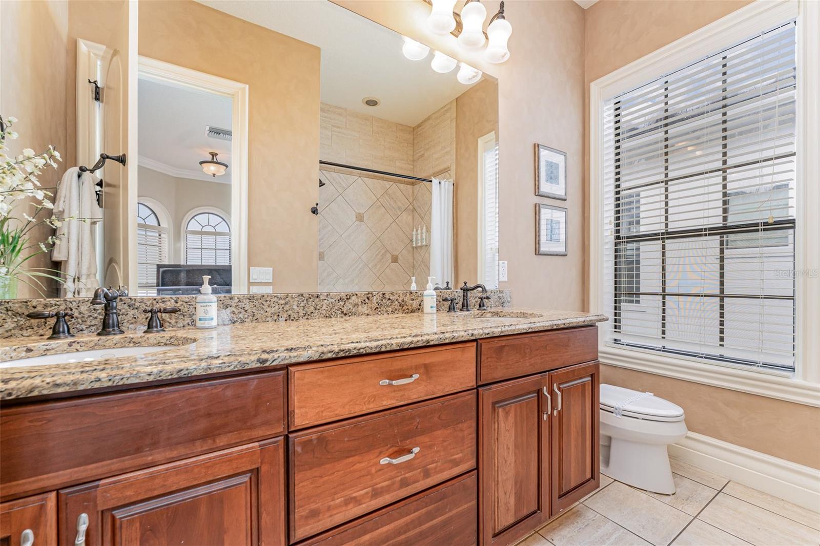 REUNION WEST VLGS NORTH - Residential