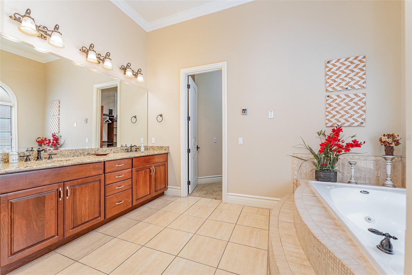 REUNION WEST VLGS NORTH - Residential