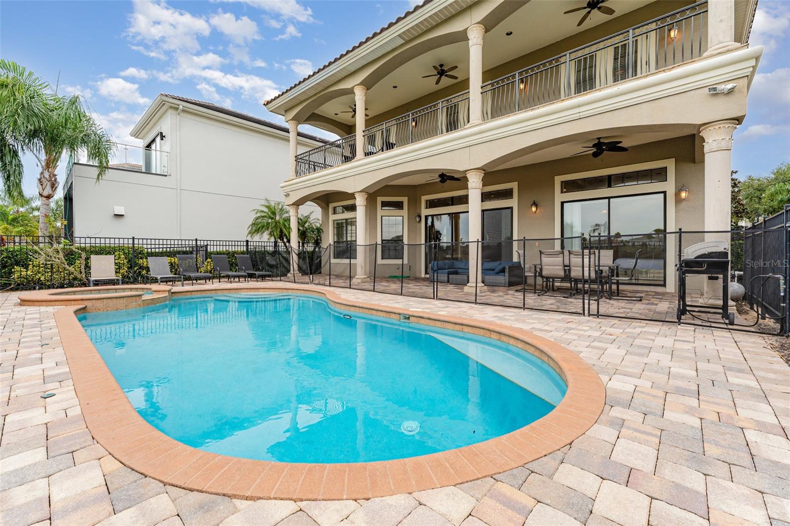 REUNION WEST VLGS NORTH - Residential