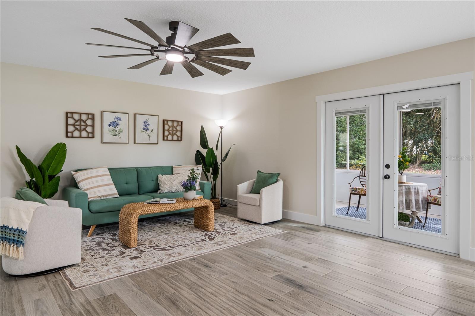 DELTONA LAKES UNIT 03 - Residential