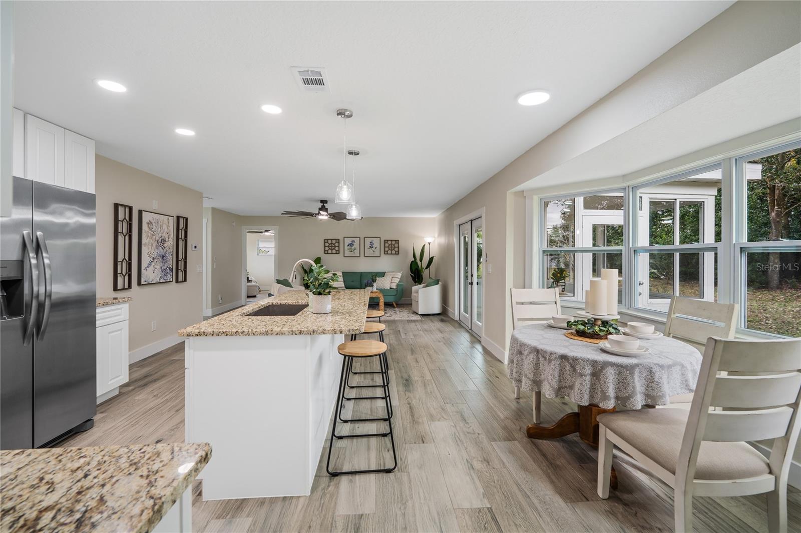 DELTONA LAKES UNIT 03 - Residential