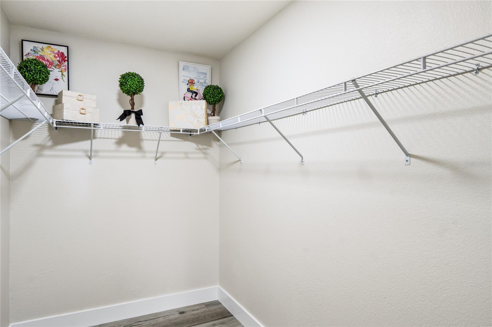 DELTONA LAKES UNIT 03 - Residential