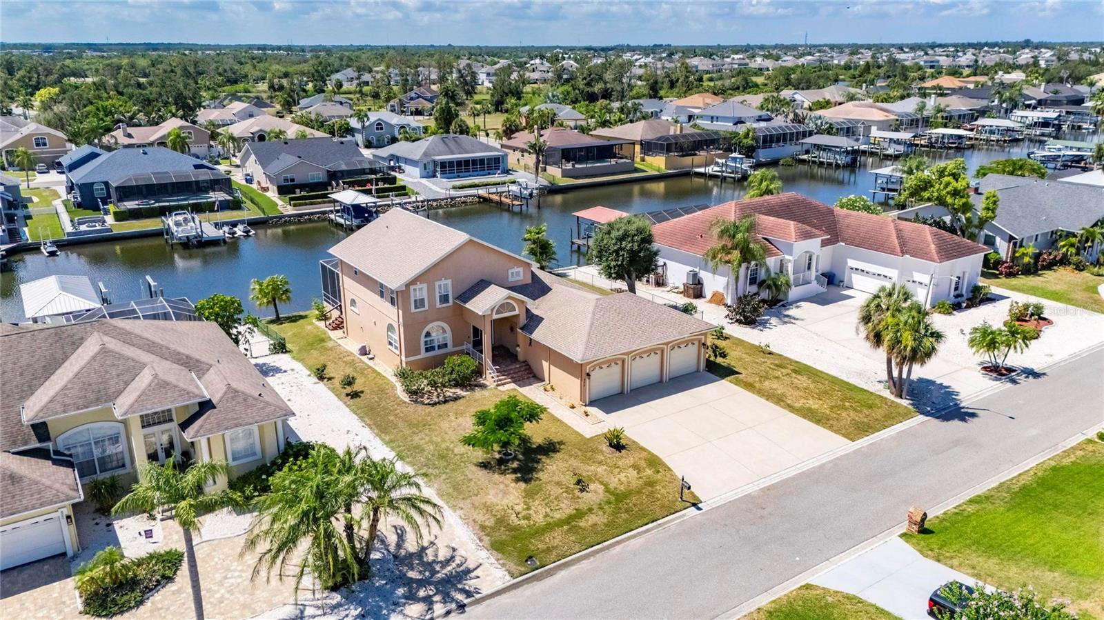 830 GOLF ISLAND DRIVE