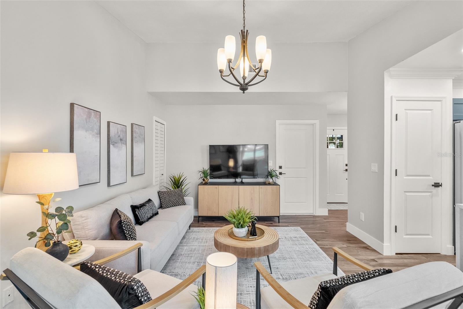 DELTONA LAKES UNIT 12 - Residential