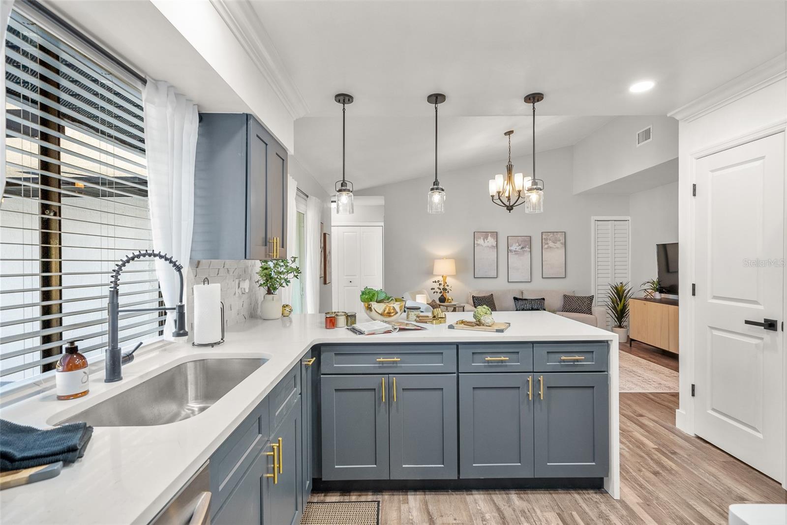 DELTONA LAKES UNIT 12 - Residential