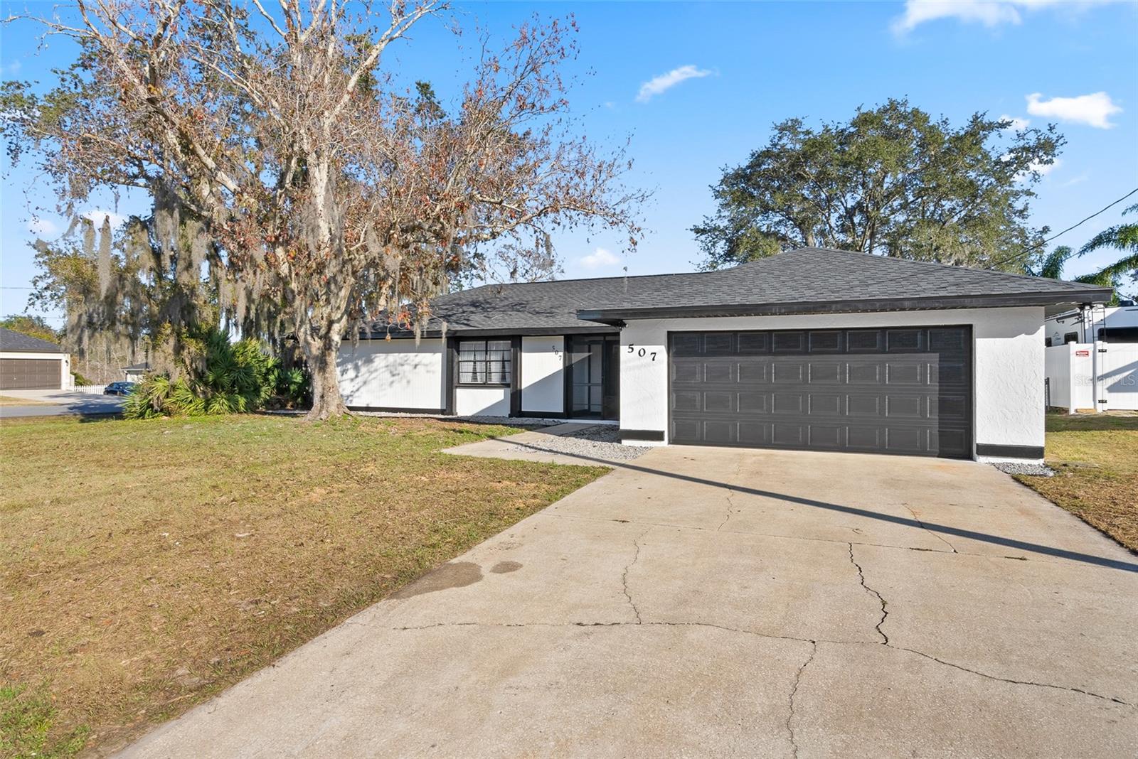 DELTONA LAKES UNIT 12 - Residential