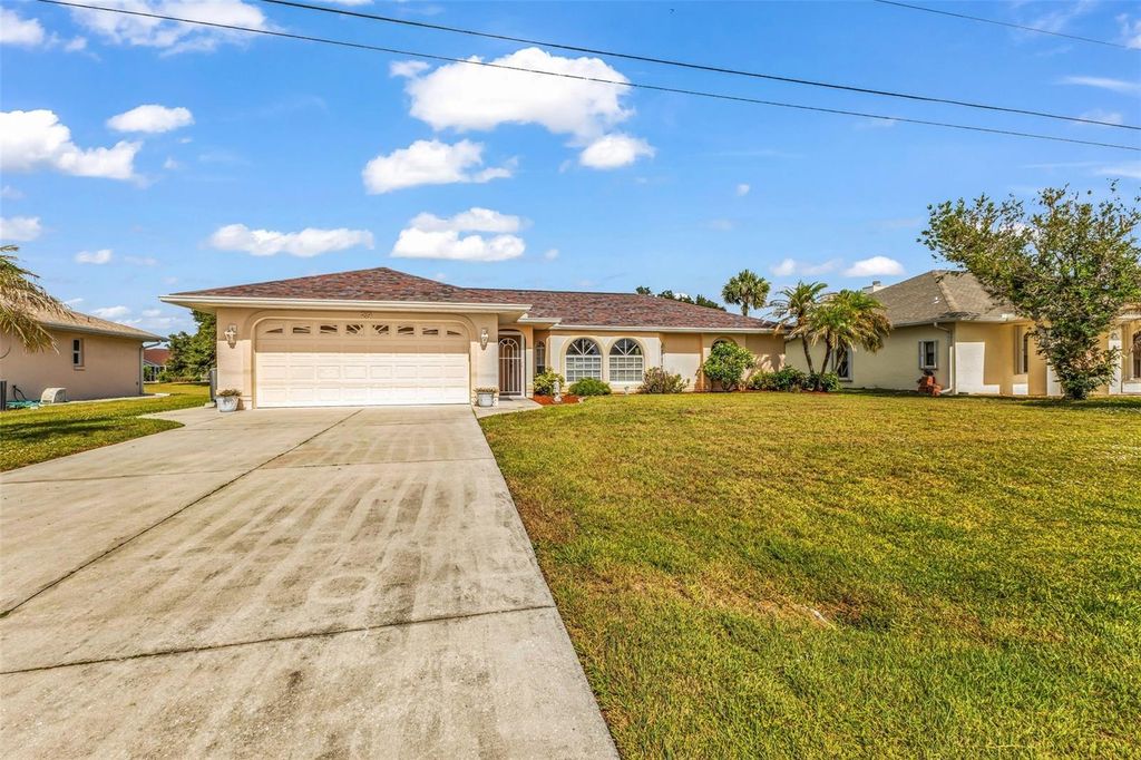 Photo of 29 Seasons Drive, Punta Gorda, FL 33983 (MLS # C7527624)