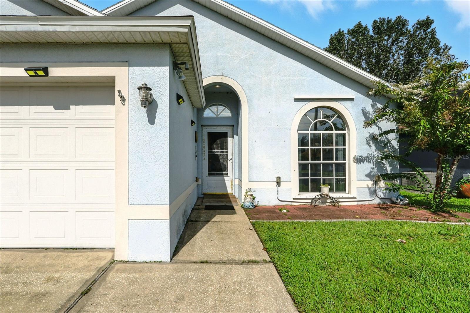 2928 COOL BREEZE CIRCLE