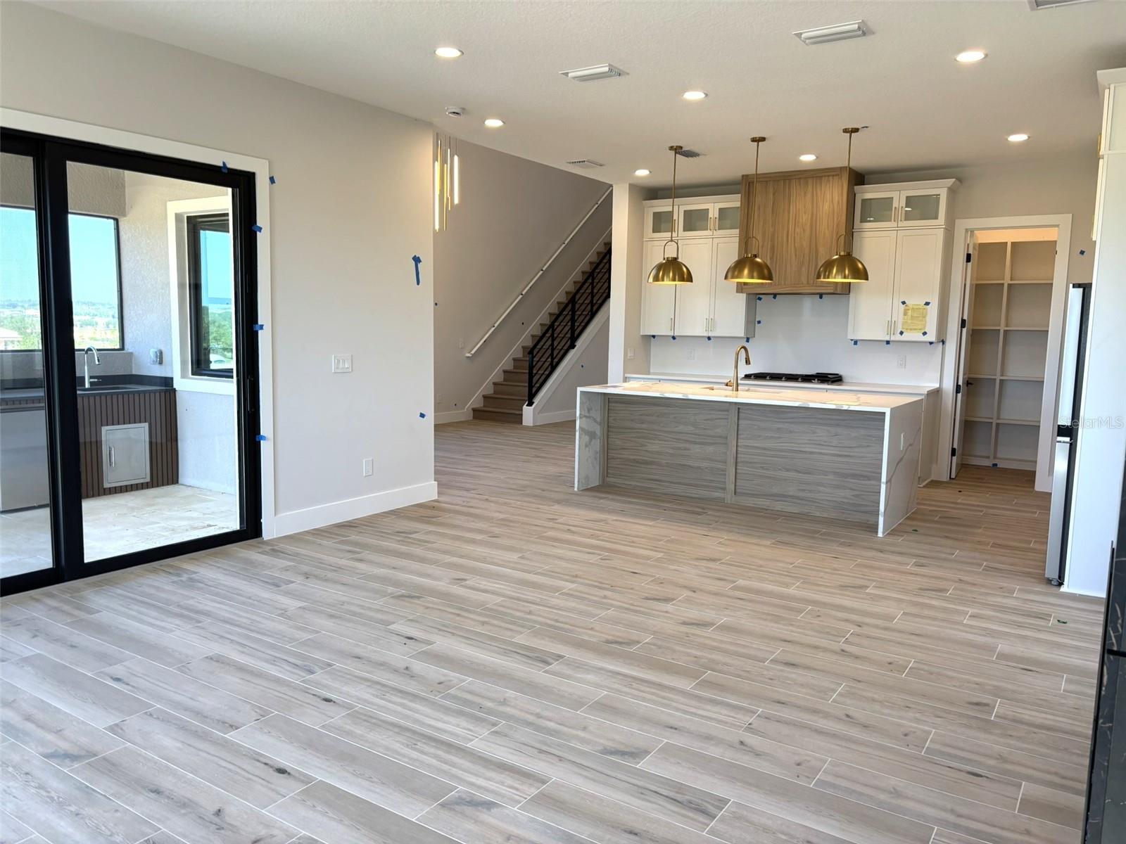 BELLA COLLINA WEST SUB - Residential