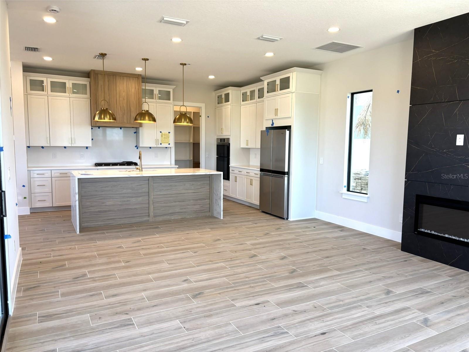 BELLA COLLINA WEST SUB - Residential