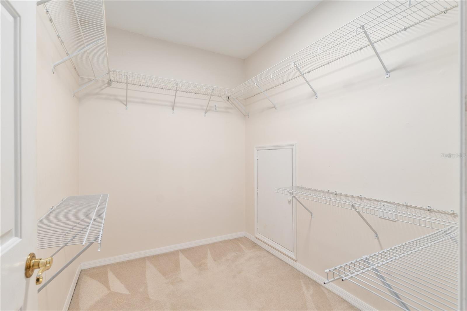 MENTONE - Residential