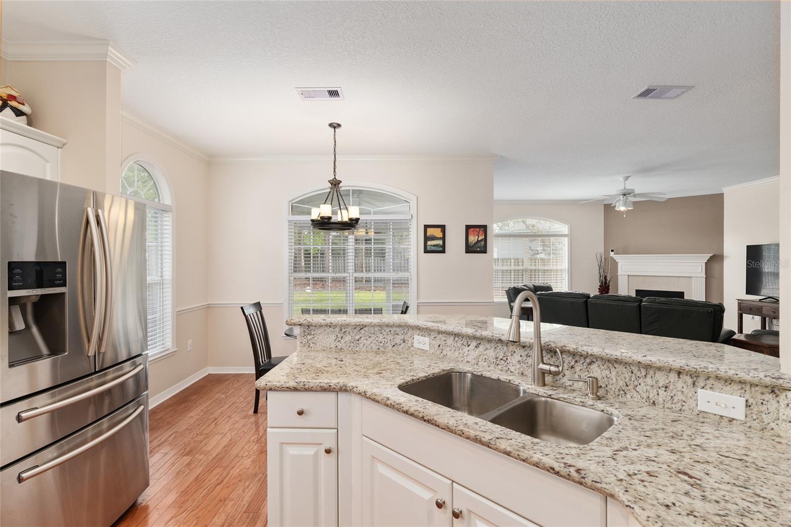 MENTONE - Residential