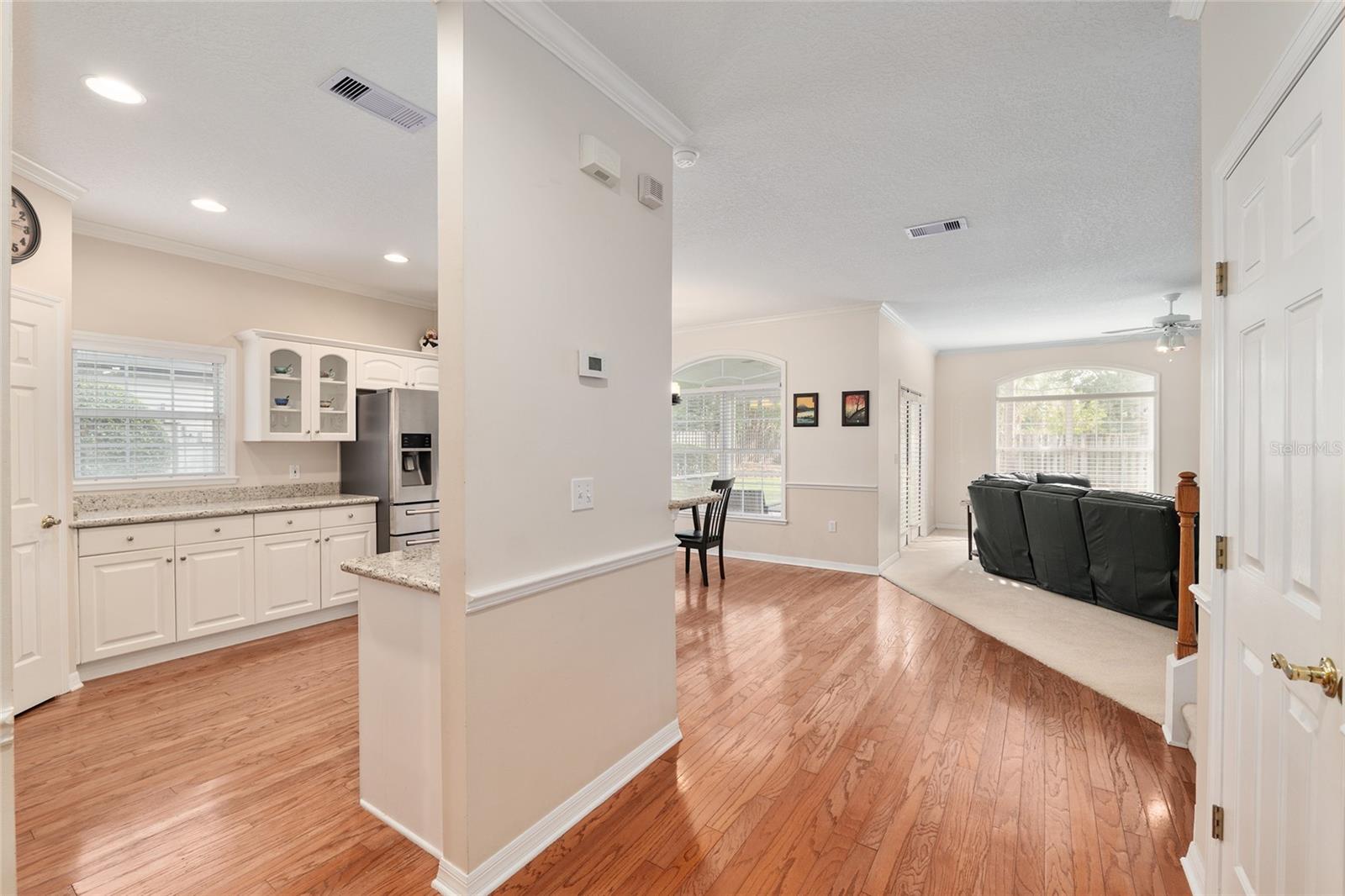 MENTONE - Residential