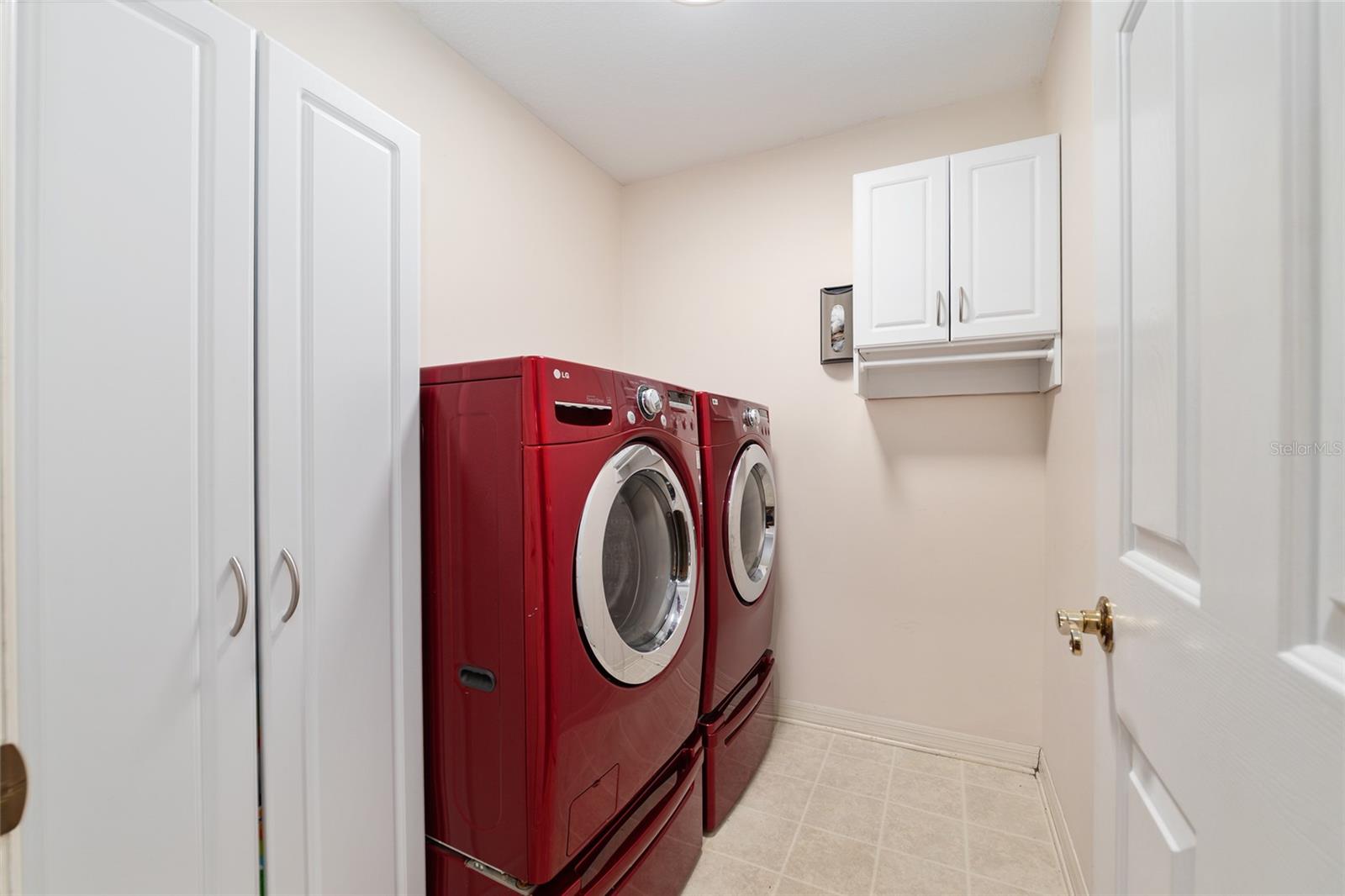 MENTONE - Residential