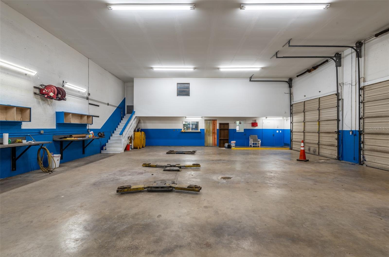 PORT ST LUCIE INDUST PARK UNIT 1 1ST REP LT 2 - Commercial Sale
