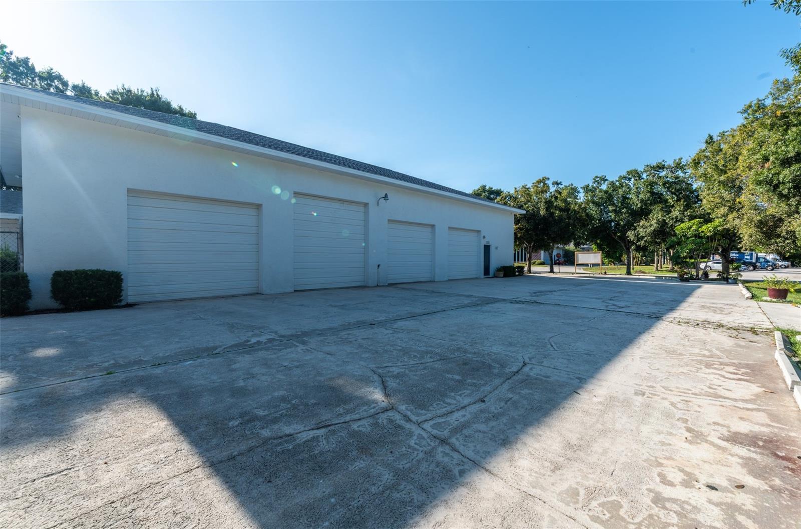 1521 SE SOUTH NIEMEYER CIRCLE