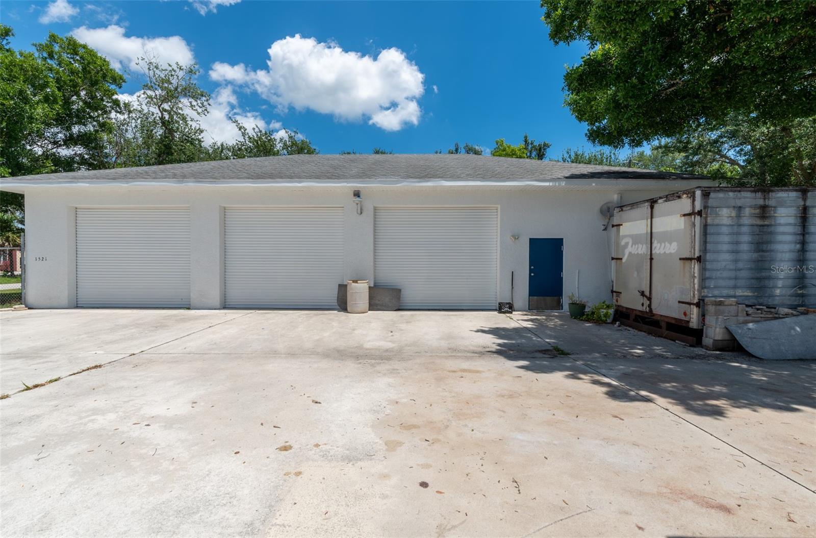 1521 SE SOUTH NIEMEYER CIRCLE