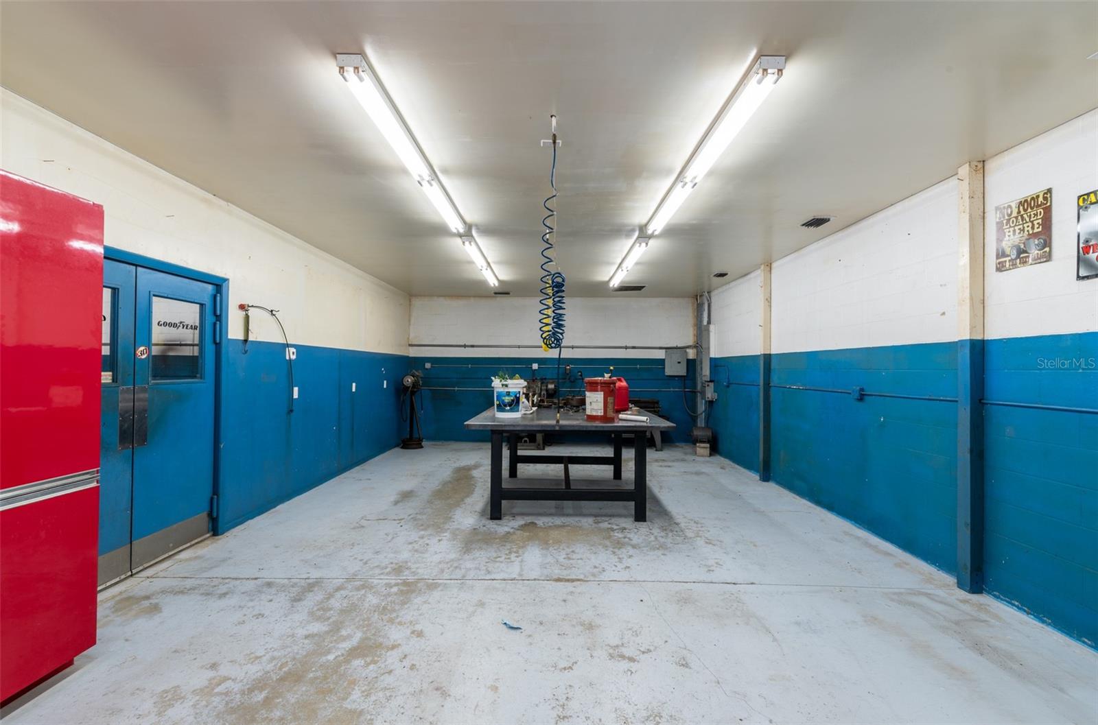 PORT ST LUCIE INDUST PARK UNIT 1 1ST REP LT 2 - Commercial Sale