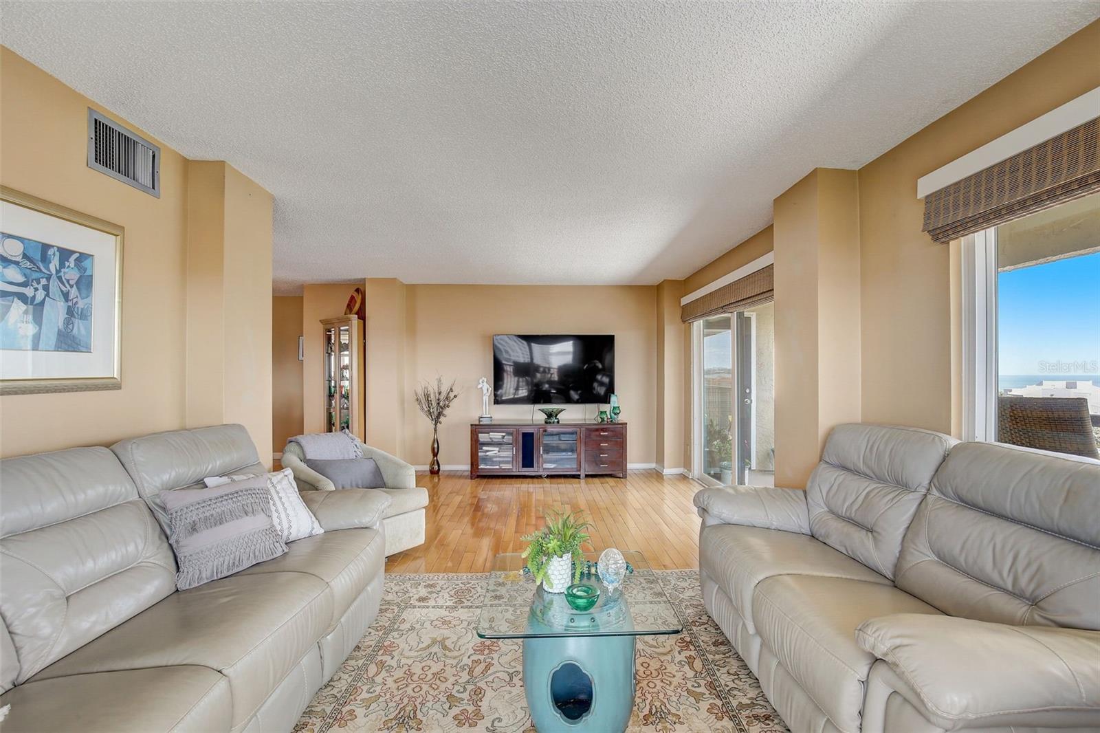 HARBORAGE CONDO BELLEAIR BEACH - Residential