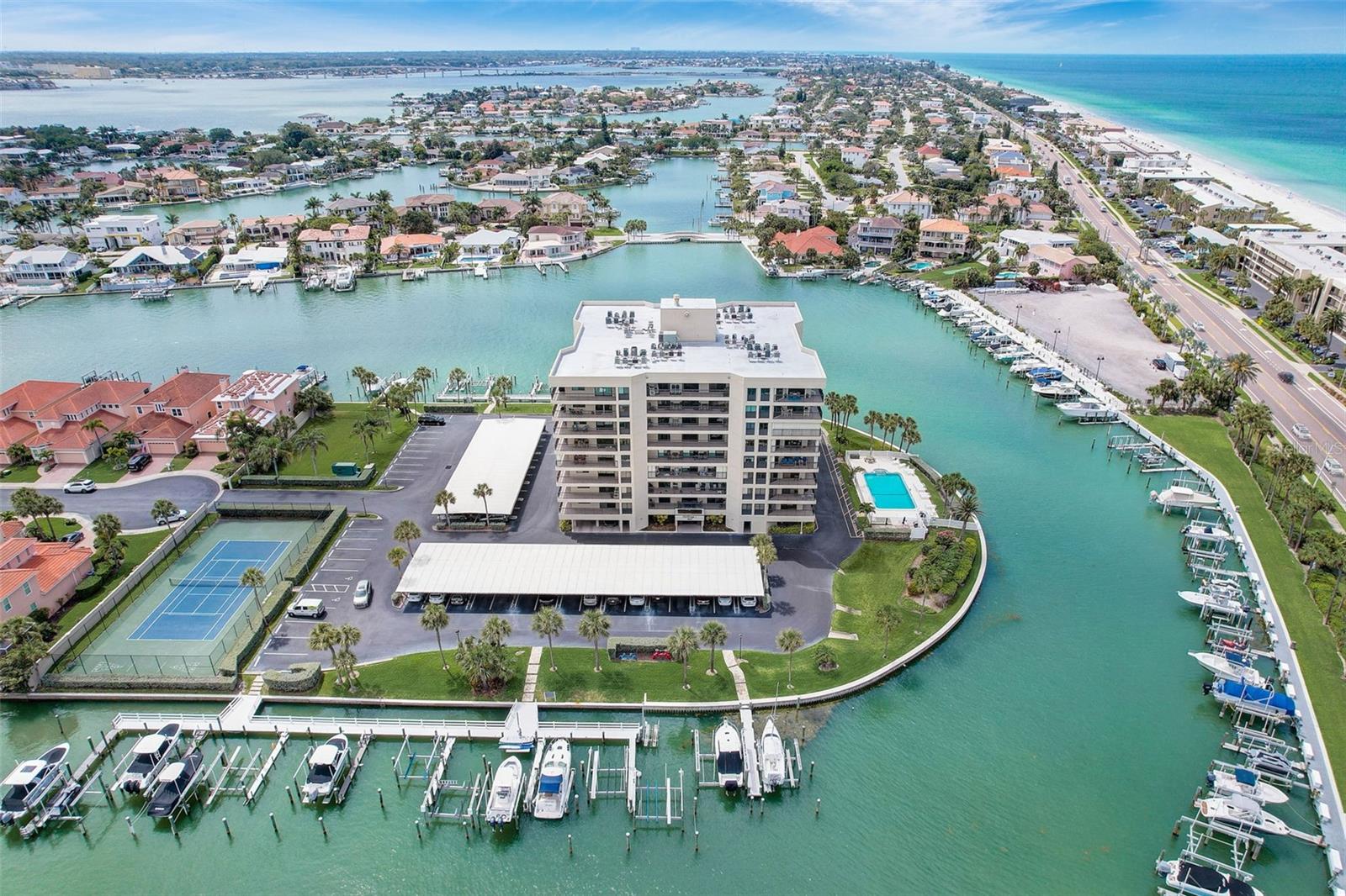 HARBORAGE CONDO BELLEAIR BEACH - Residential