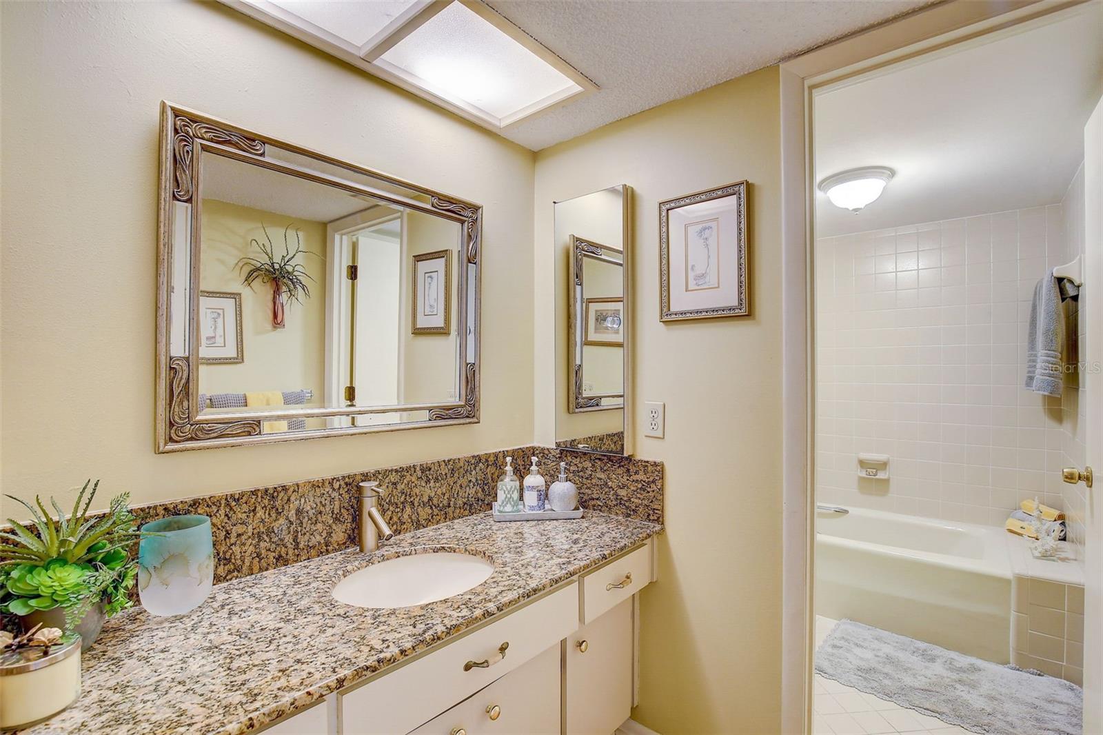 HARBORAGE CONDO BELLEAIR BEACH - Residential