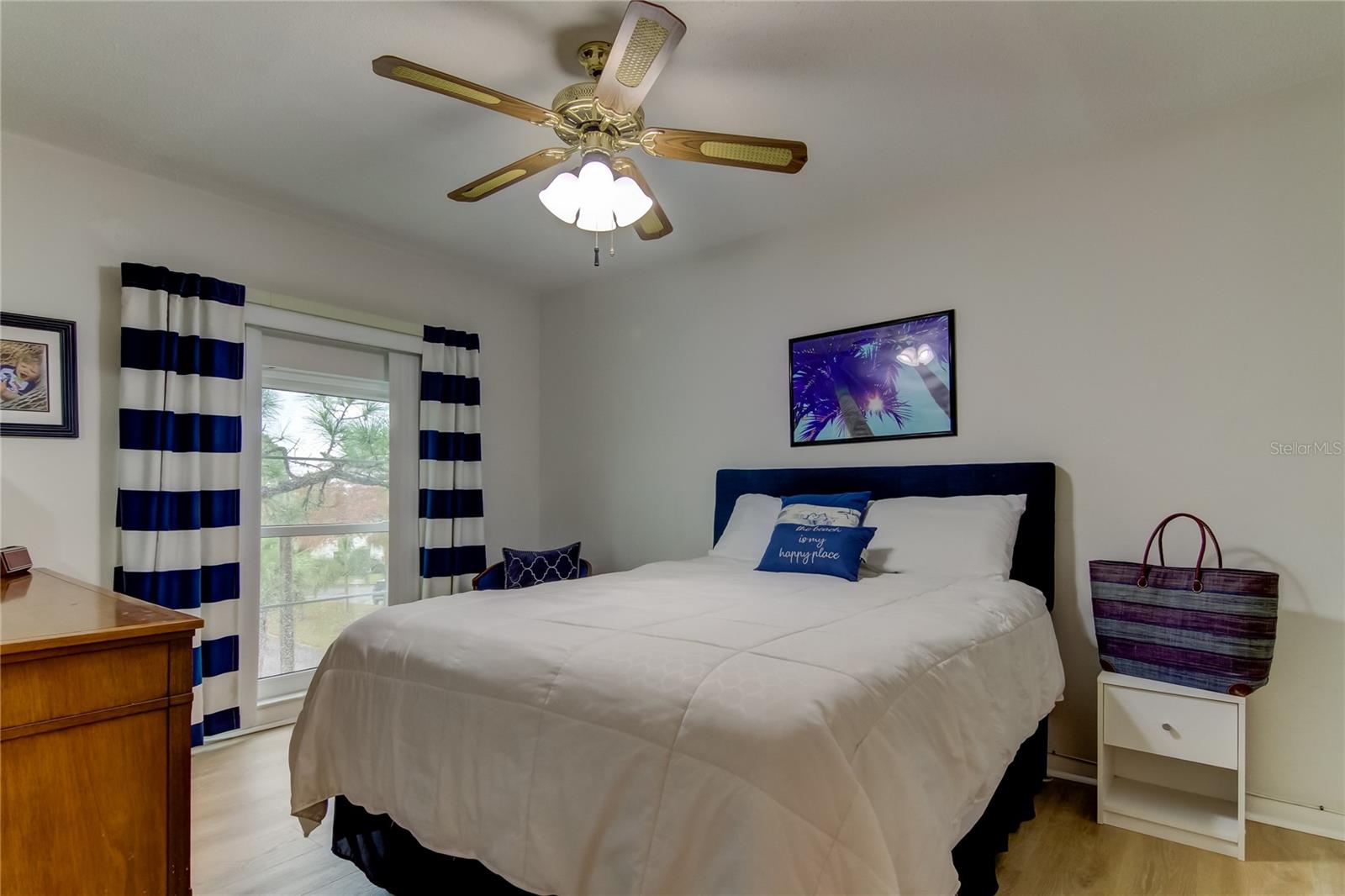 MEDITERRANEAN MANORS - Residential