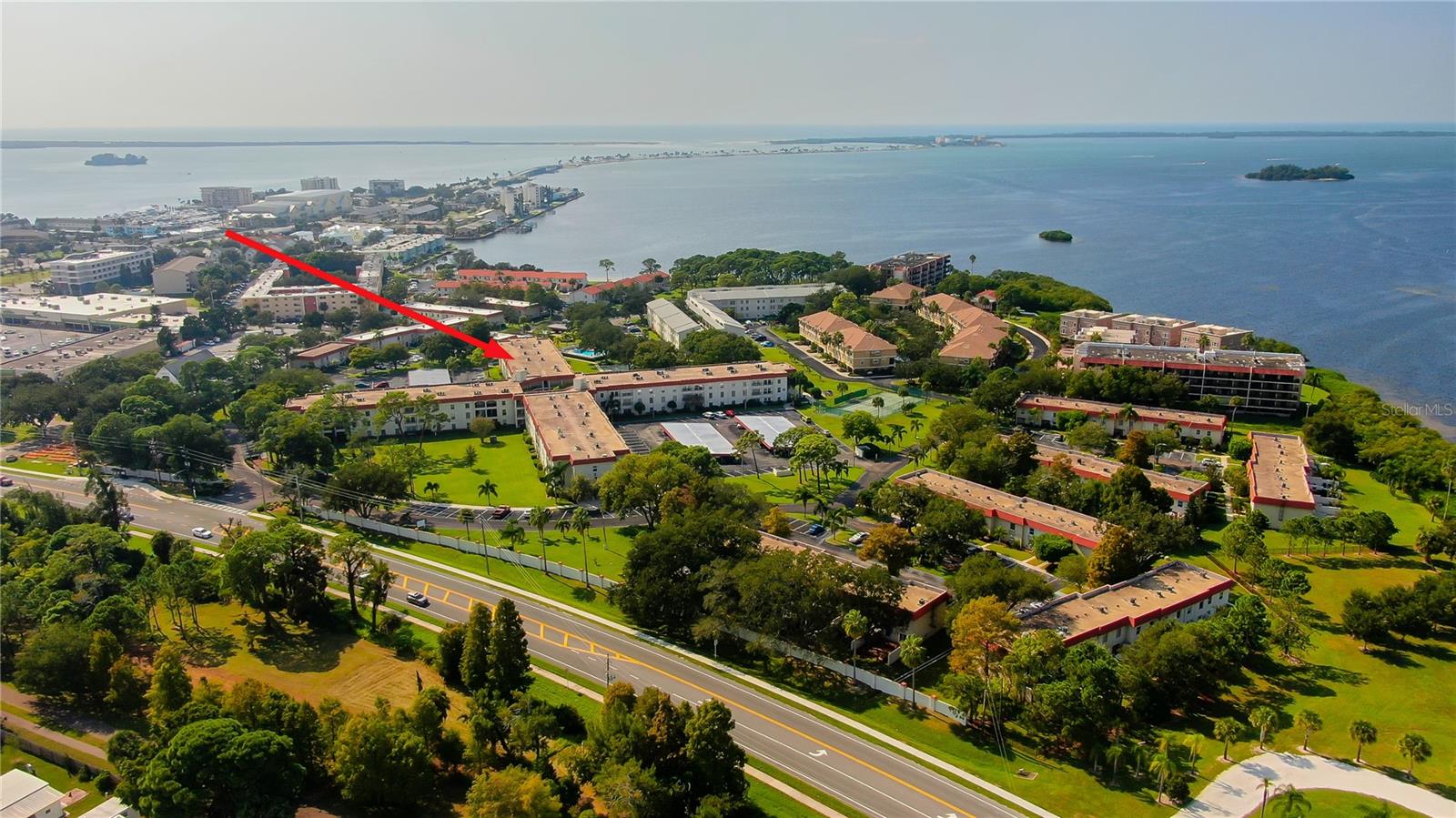 MEDITERRANEAN MANORS - Residential