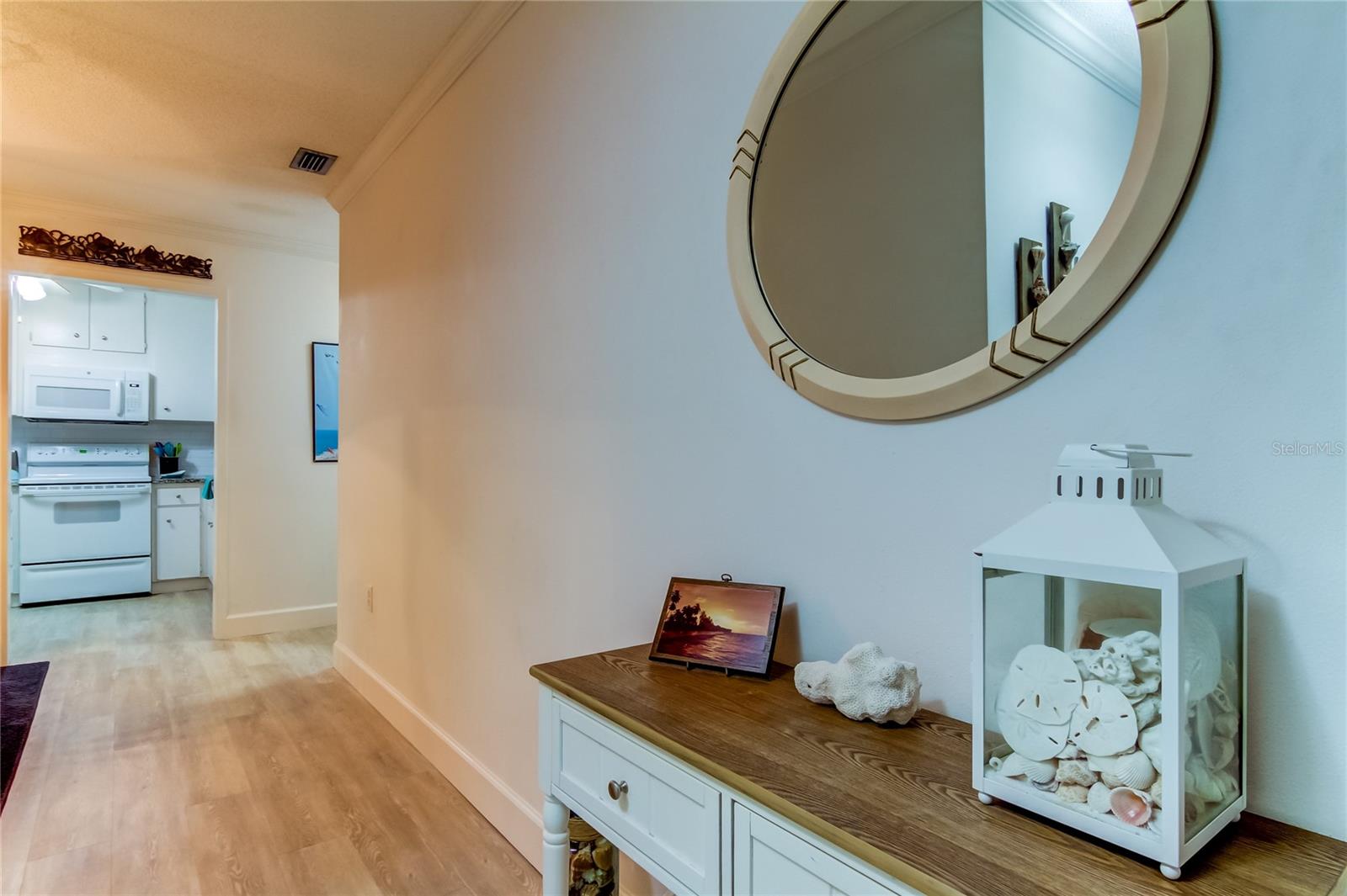 MEDITERRANEAN MANORS - Residential