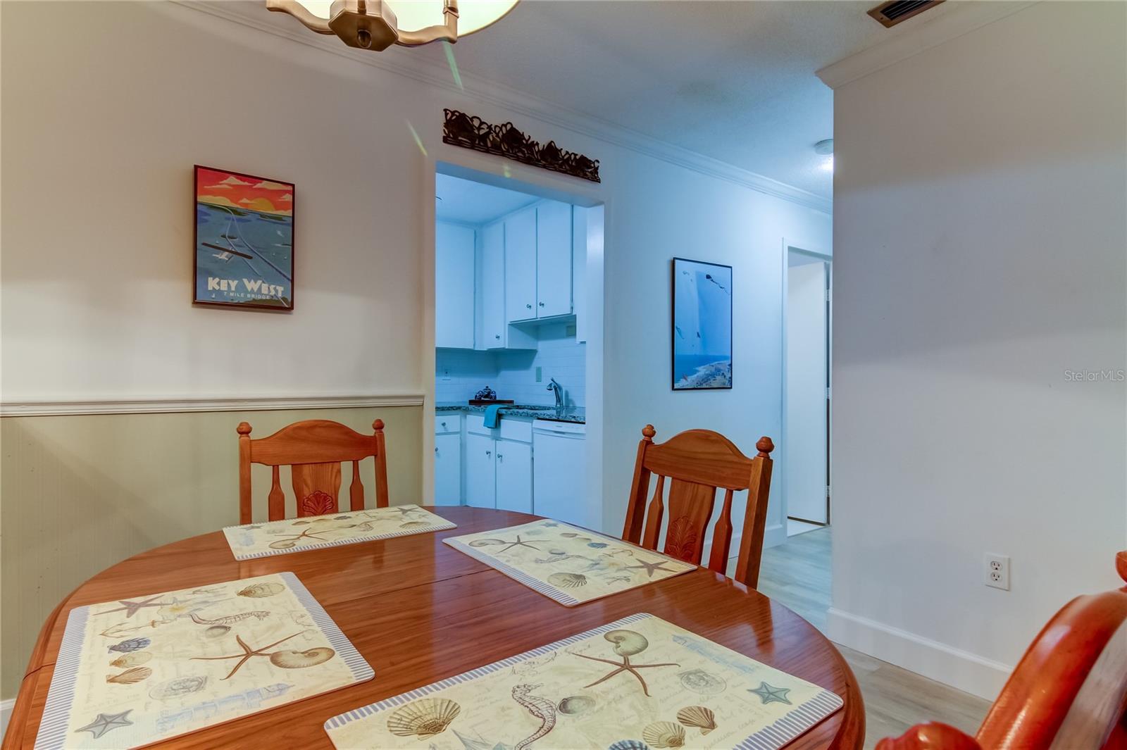 MEDITERRANEAN MANORS - Residential