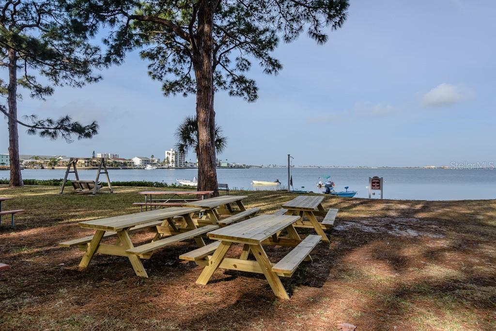 MEDITERRANEAN MANORS - Residential