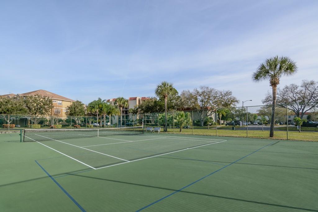 MEDITERRANEAN MANORS - Residential