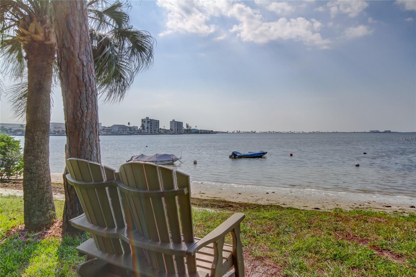 MEDITERRANEAN MANORS - Residential