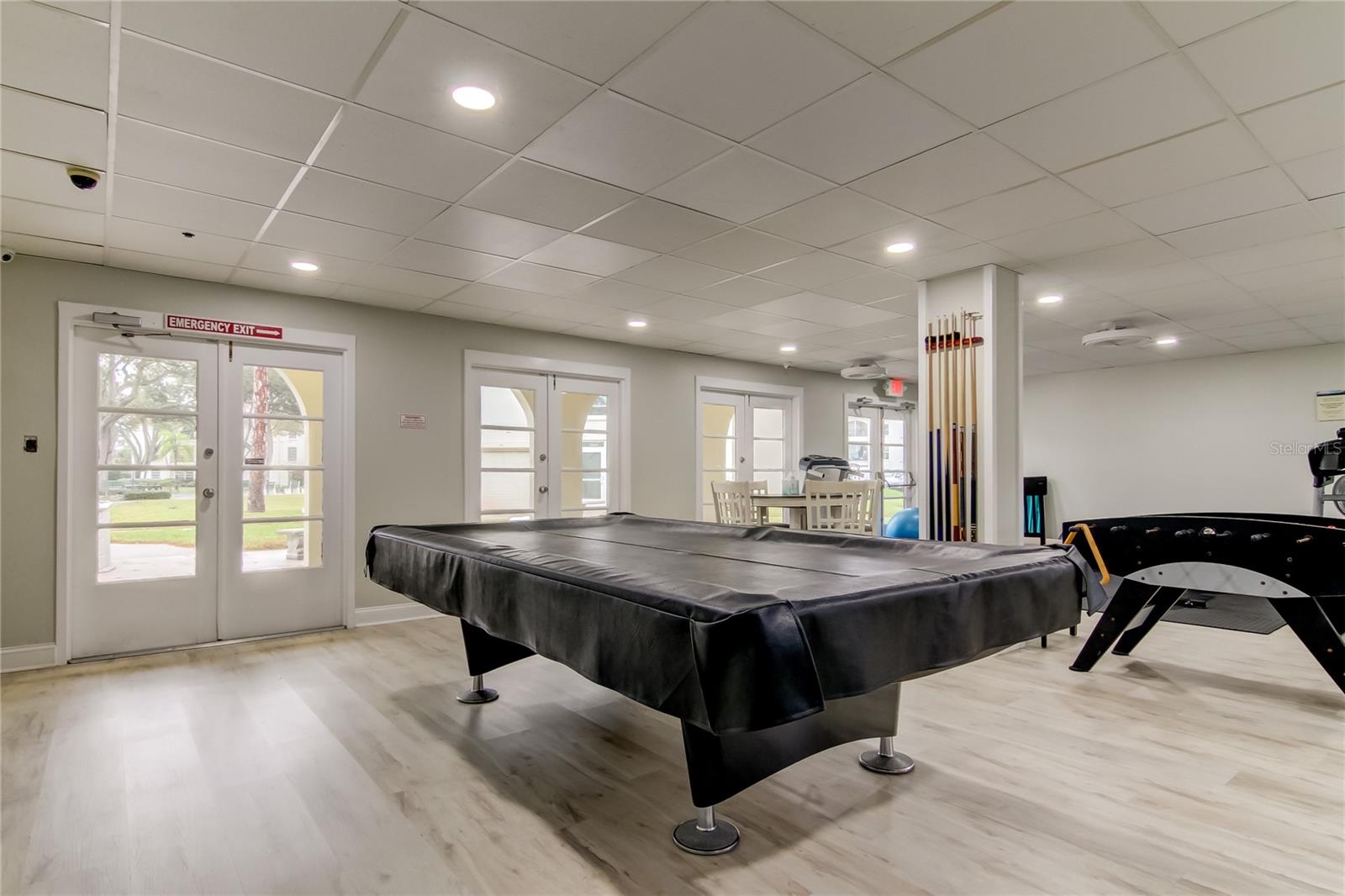 MEDITERRANEAN MANORS - Residential