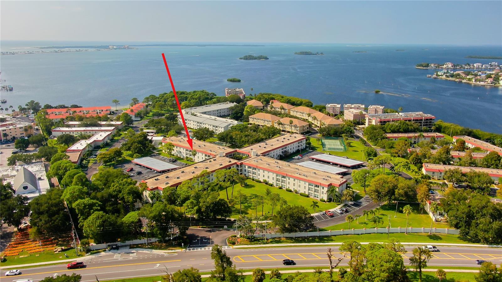 MEDITERRANEAN MANORS - Residential