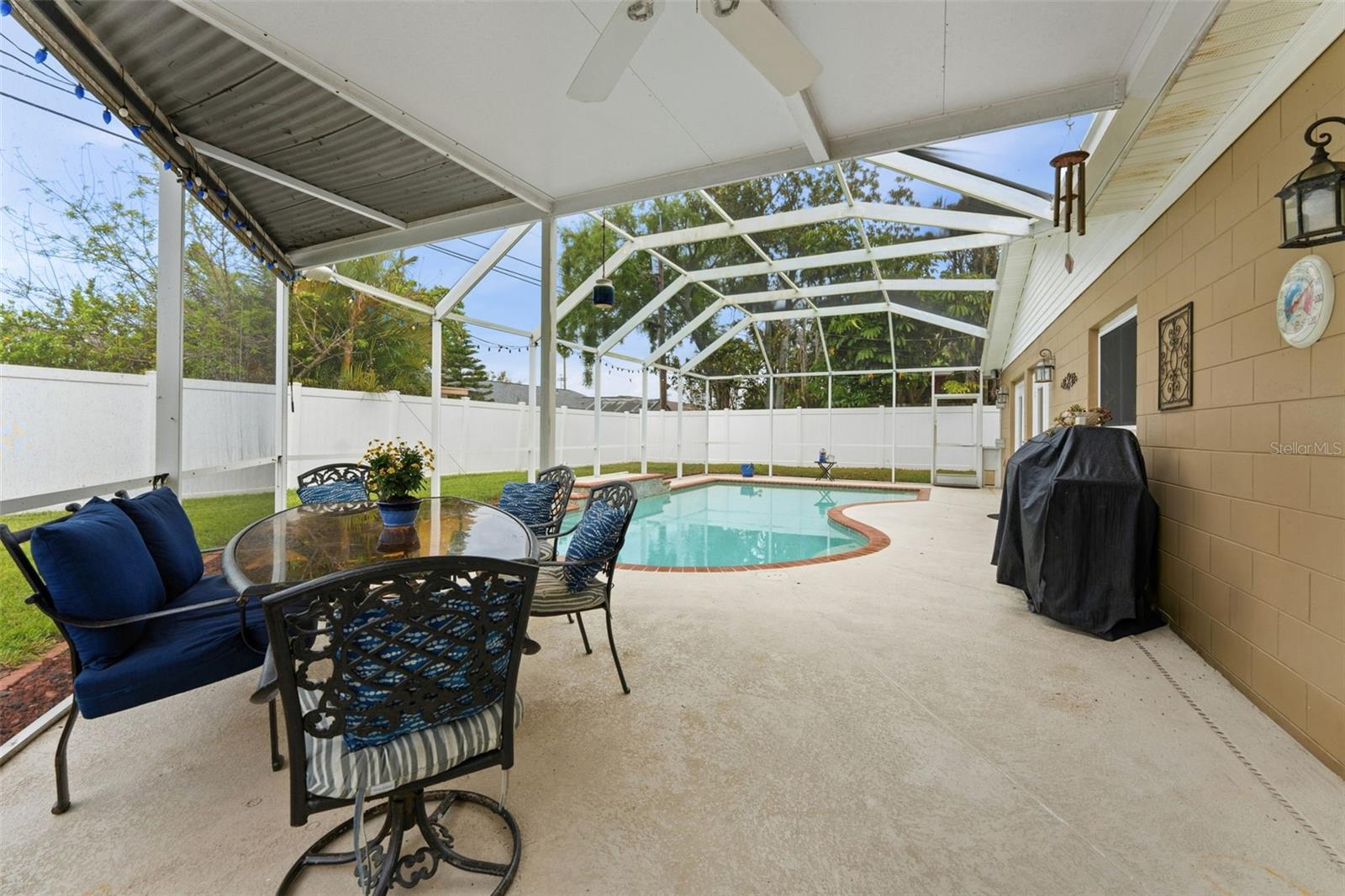 BOCA CIEGA RIDGE 3RD ADD - Residential