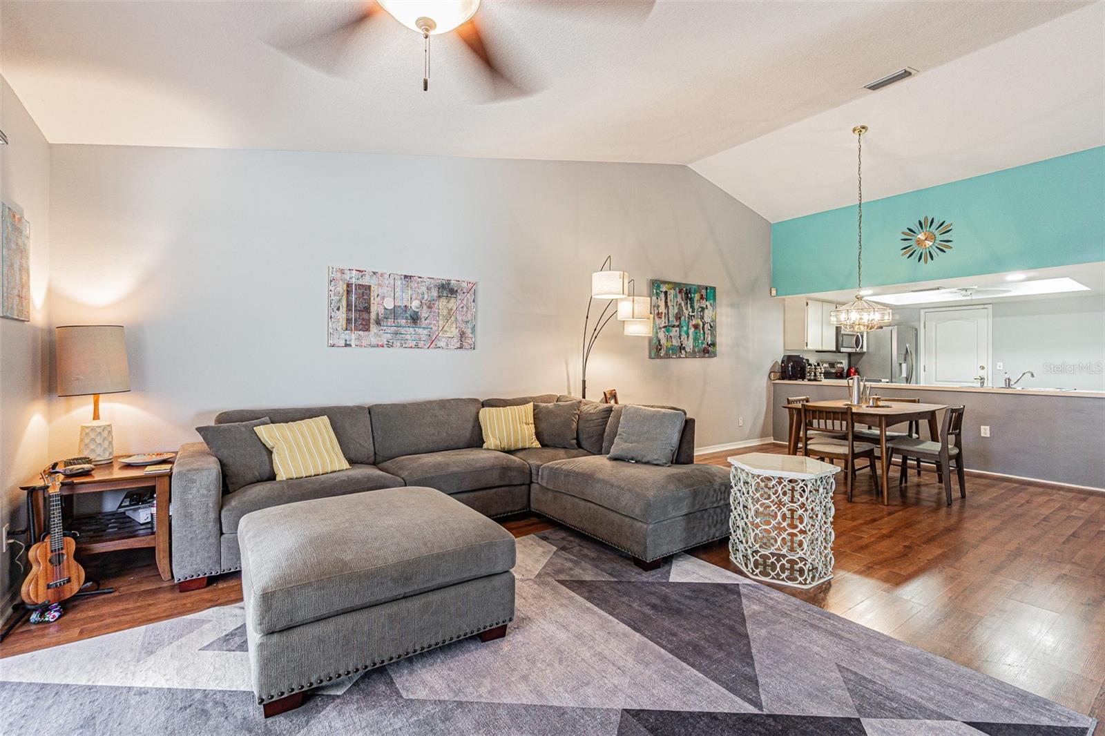 SILVER OAKS - Residential