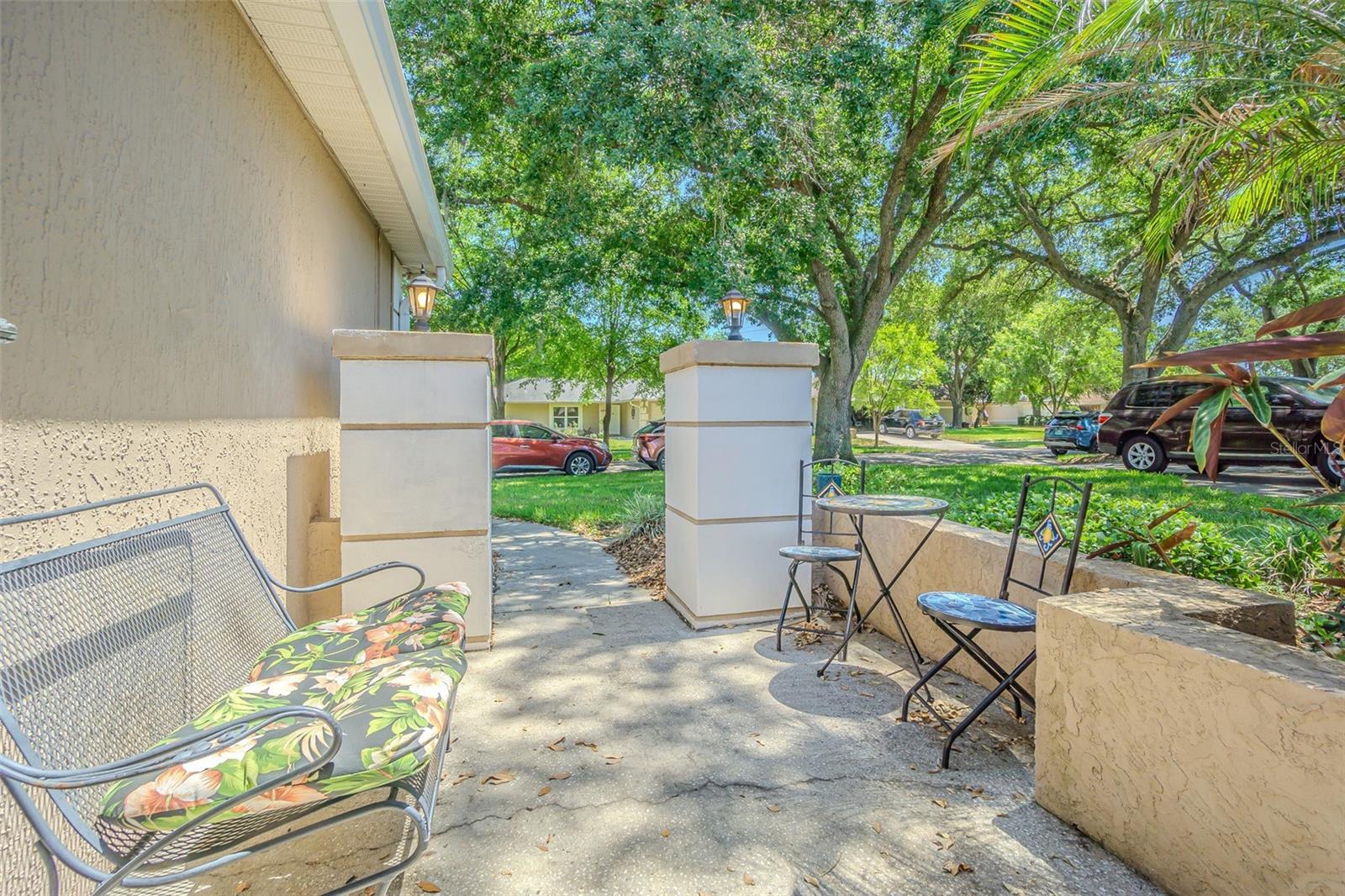 SILVER OAKS - Residential